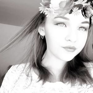 Meet your Posher, Mackenzie